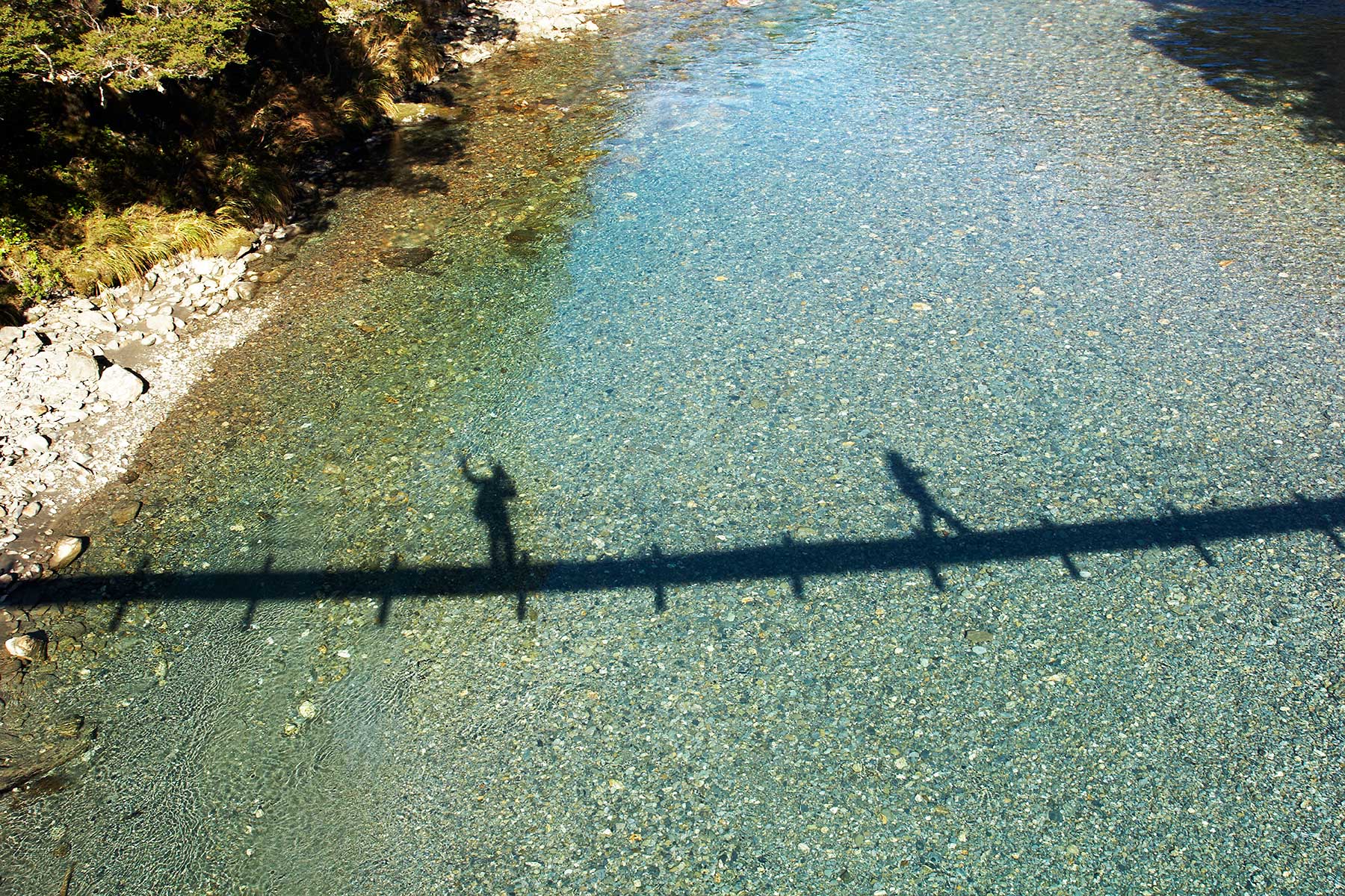 Hanging-Bridge_New-Zealand